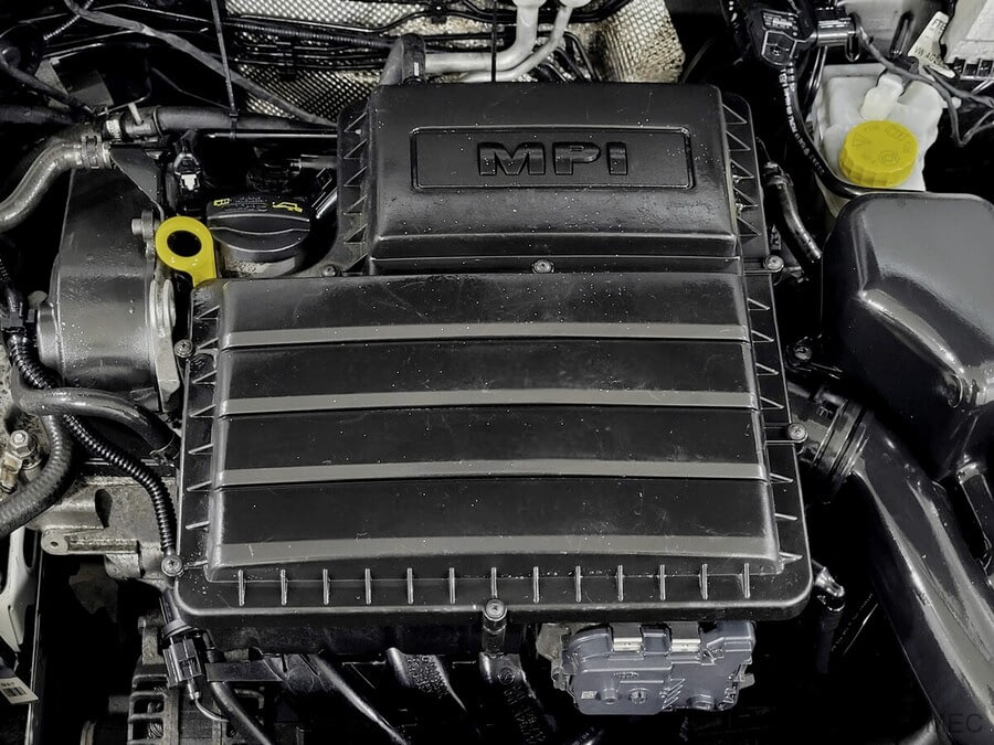 Фото Volkswagen Polo V Рестайлинг с пробегом | №14