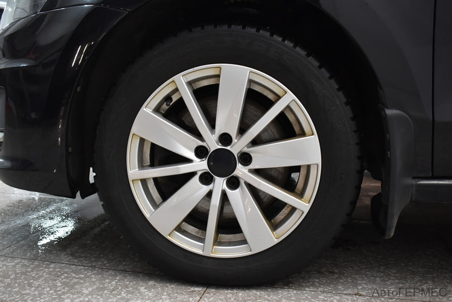 Фото Volkswagen Polo V Рестайлинг с пробегом | №16