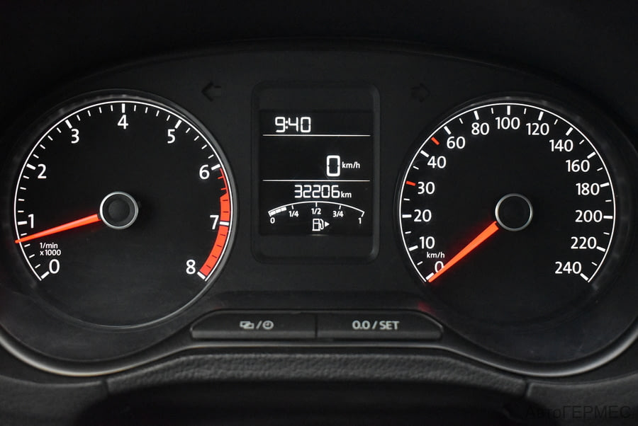 Фото Volkswagen Polo V Рестайлинг с пробегом | №6 Фото Volkswagen Polo V Рестайлинг с пробегом | №6