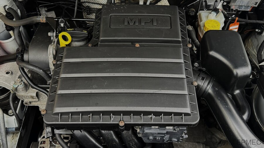 Фото Volkswagen Polo V Рестайлинг с пробегом | №13