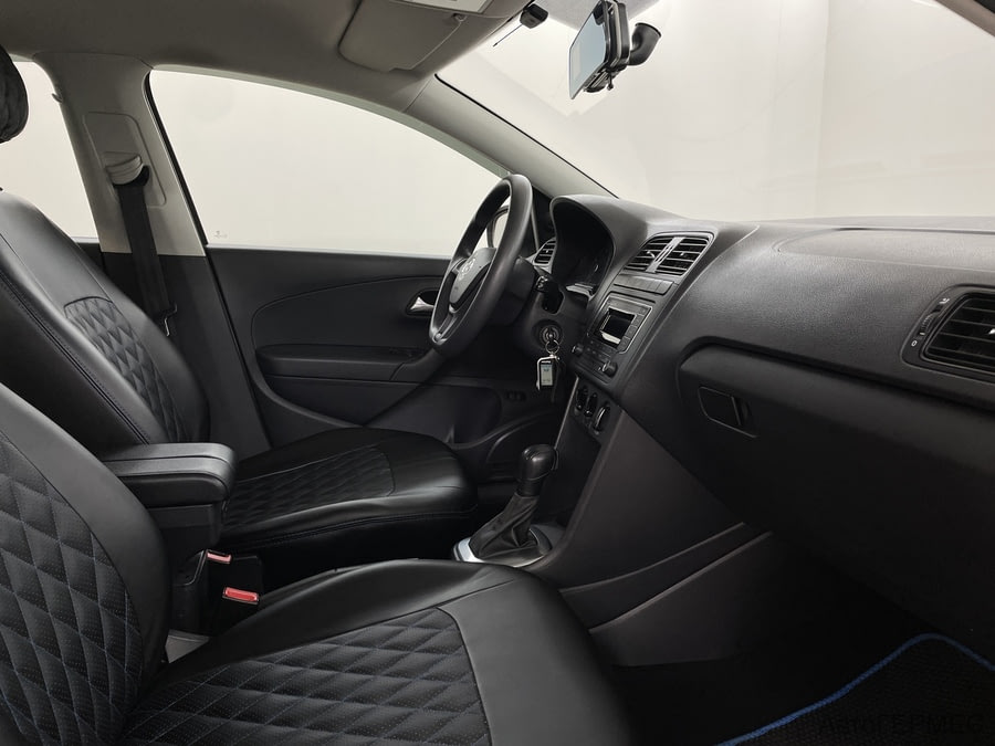 Фото Volkswagen Polo V Рестайлинг с пробегом | №9