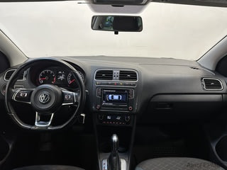 Фото Volkswagen Polo V Рестайлинг с пробегом
