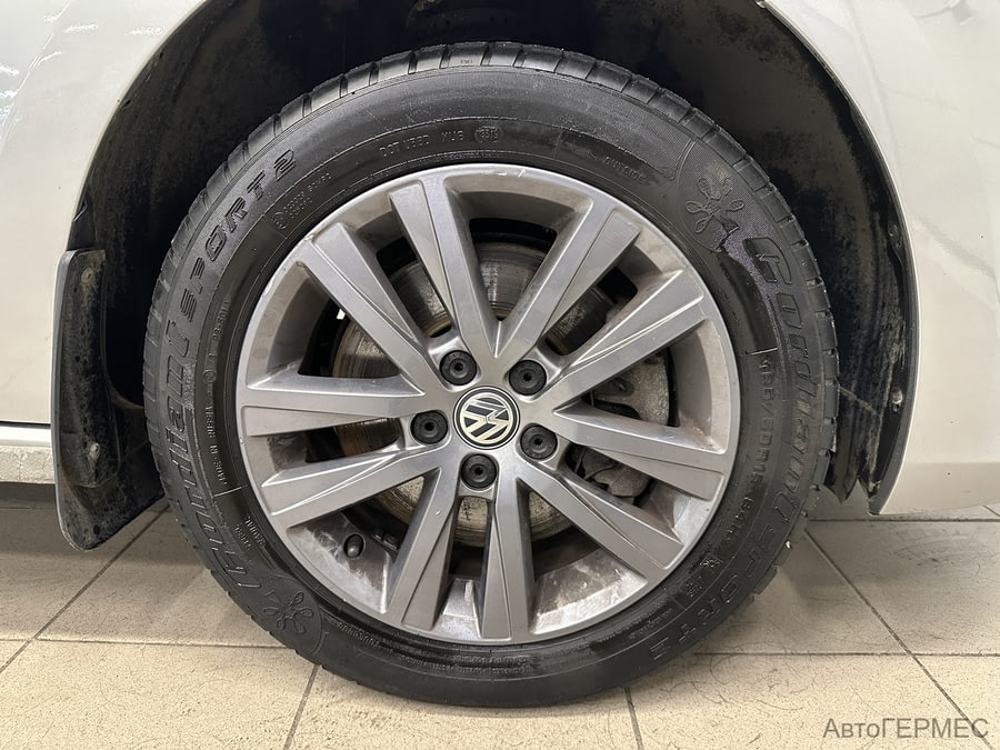Фото Volkswagen Polo V Рестайлинг с пробегом | №15