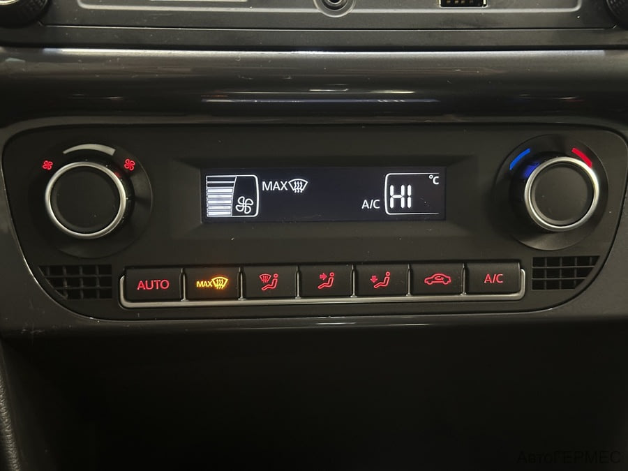 Фото Volkswagen Polo V Рестайлинг с пробегом | №9 Фото Volkswagen Polo V Рестайлинг с пробегом | №9