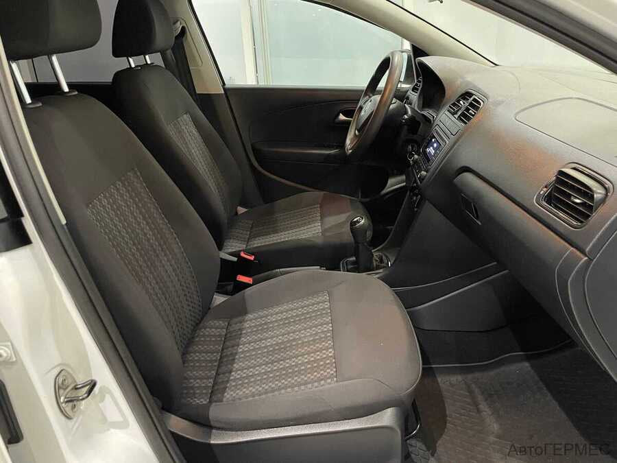 Фото Volkswagen Polo V Рестайлинг с пробегом | №11 Фото Volkswagen Polo V Рестайлинг с пробегом | №11