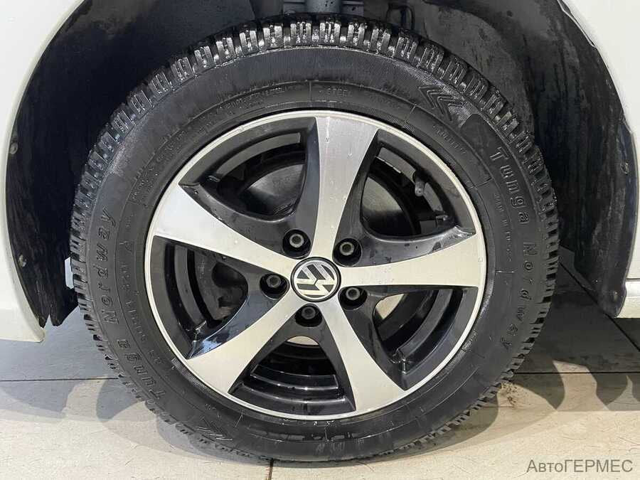 Фото Volkswagen Polo V Рестайлинг с пробегом | №15 Фото Volkswagen Polo V Рестайлинг с пробегом | №15