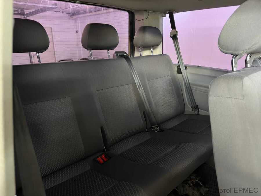 Фото Volkswagen Caravelle T5 Рестайлинг с пробегом | №12