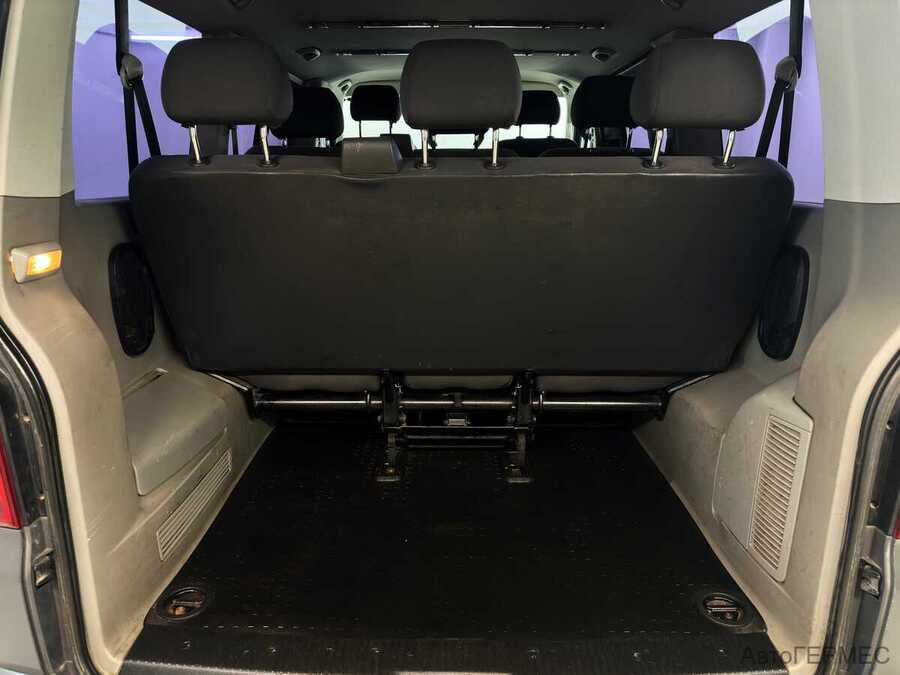 Фото Volkswagen Caravelle T5 Рестайлинг с пробегом | №13