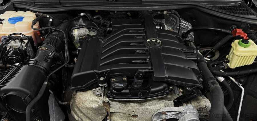 Фото Volkswagen Touareg II с пробегом | №16