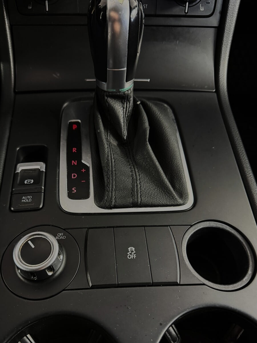 Фото Volkswagen Touareg II с пробегом | №11