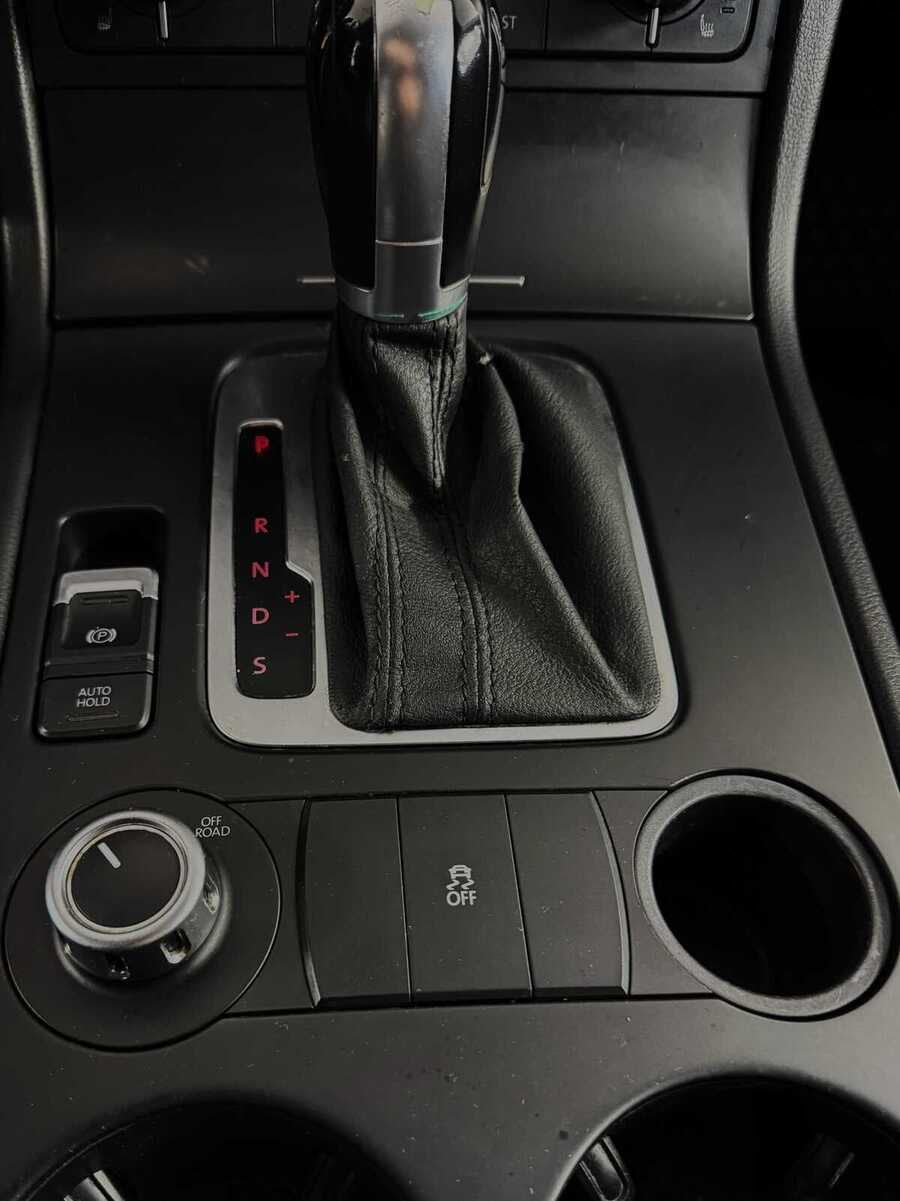 Фото Volkswagen Touareg II с пробегом | №11