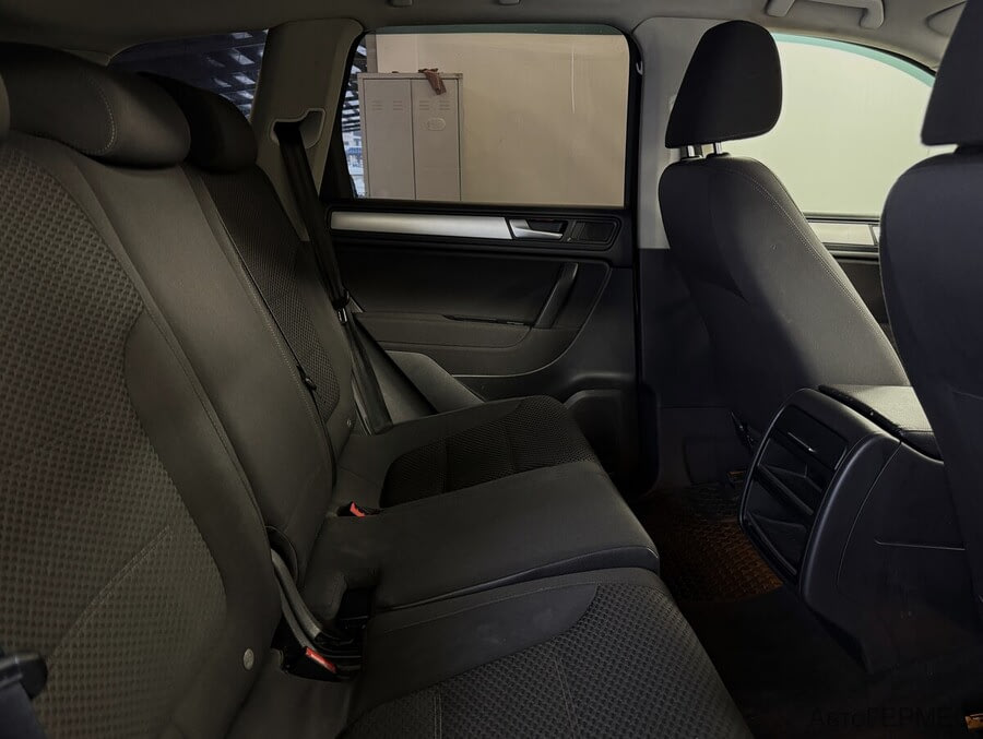 Фото Volkswagen Touareg II с пробегом | №14