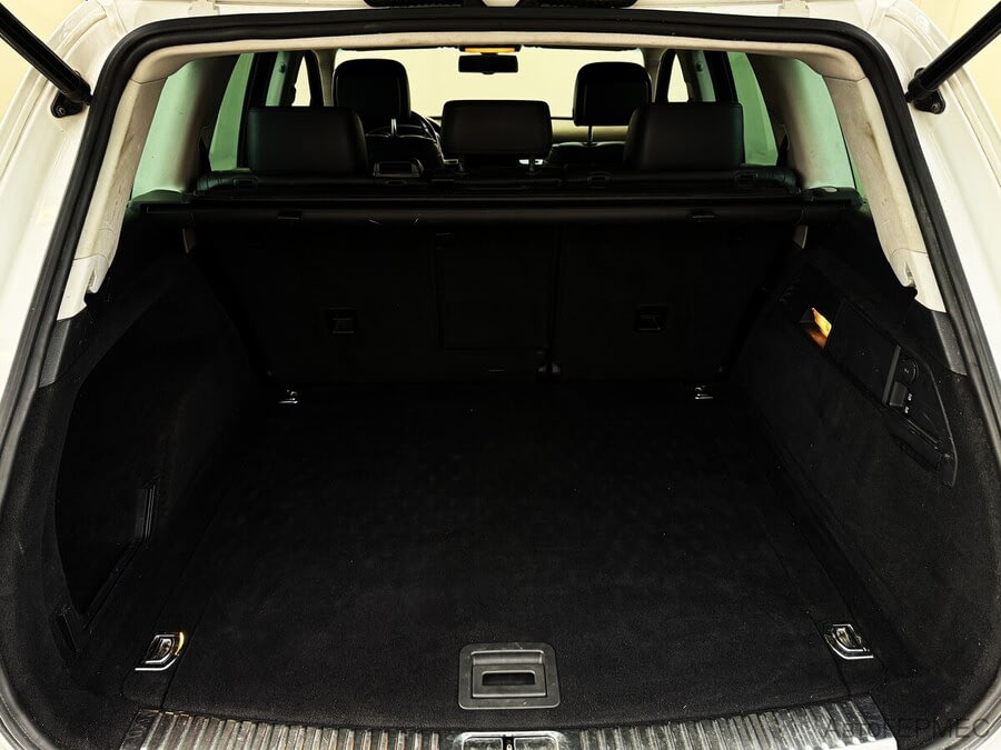 Фото Volkswagen Touareg II с пробегом | №15