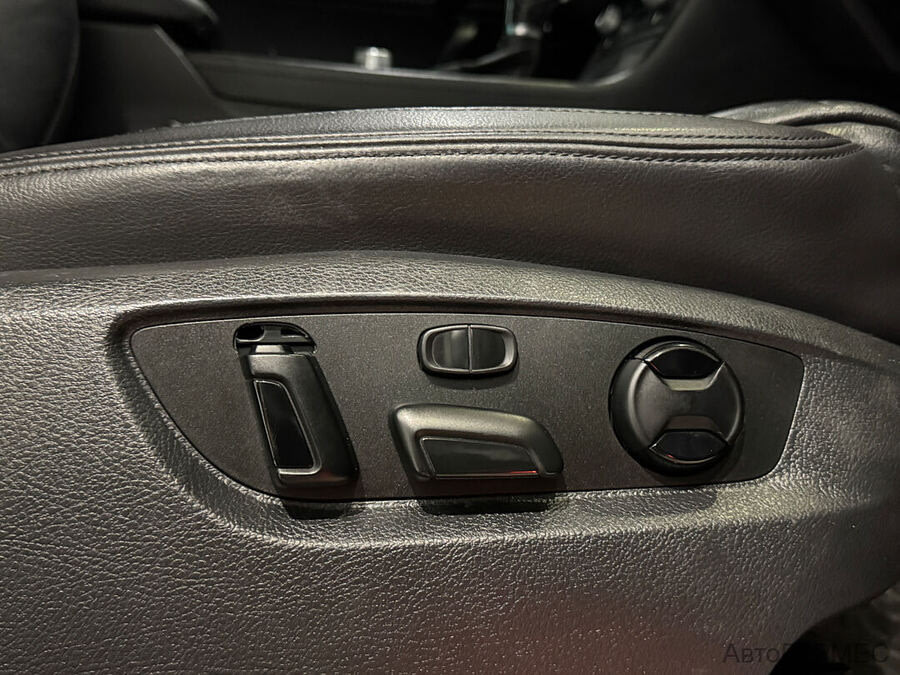 Фото Volkswagen Touareg II Рестайлинг с пробегом | №15