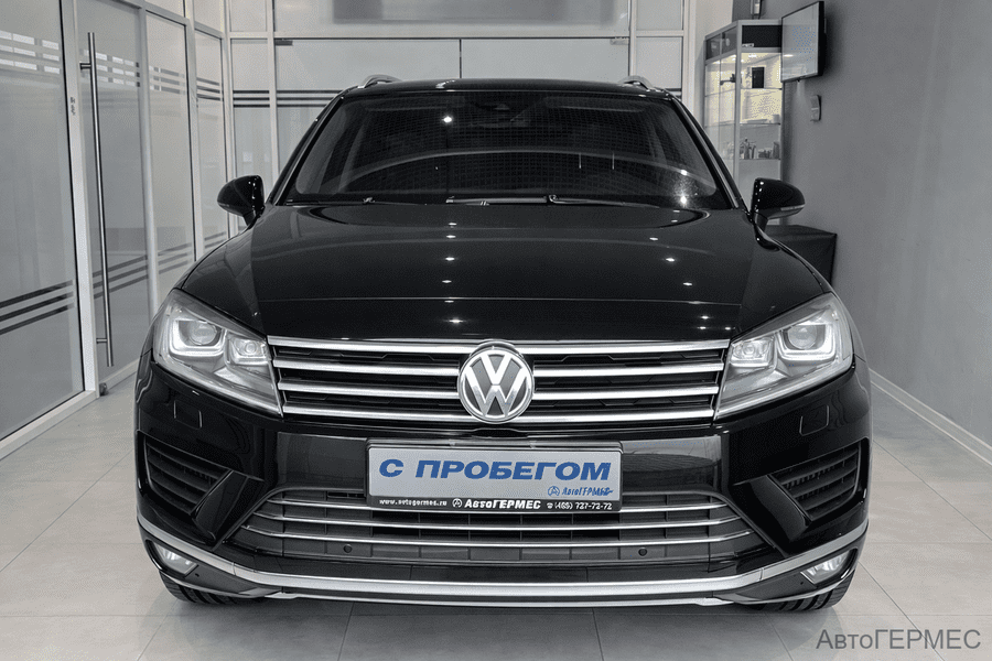Фото Volkswagen Touareg II Рестайлинг с пробегом | №2