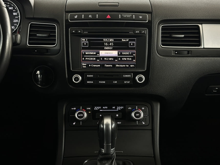 Фото Volkswagen Touareg II Рестайлинг с пробегом | №7 Фото Volkswagen Touareg II Рестайлинг с пробегом | №7