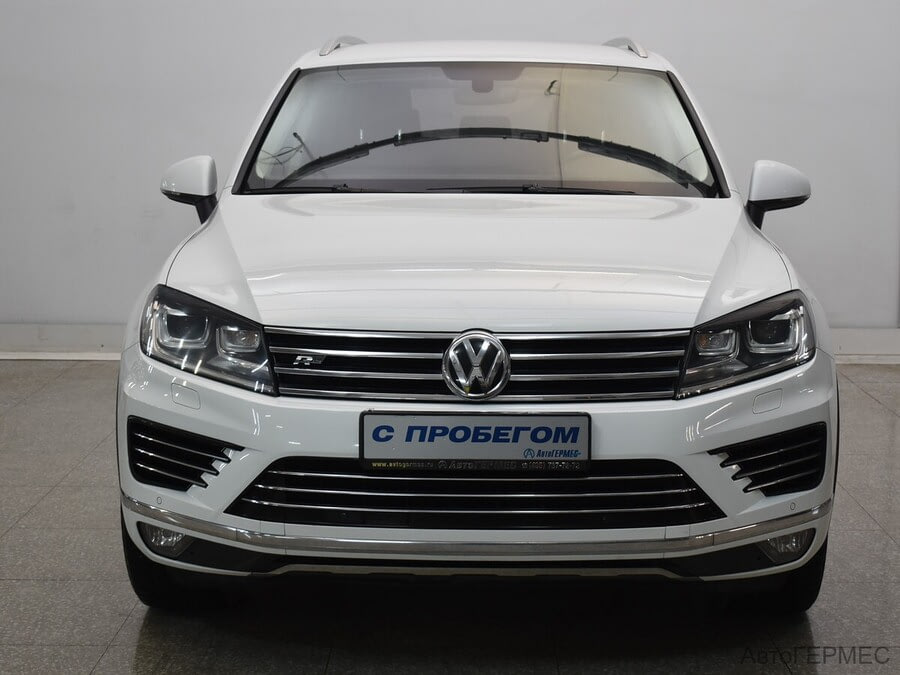 Фото Volkswagen Touareg II Рестайлинг с пробегом | №2