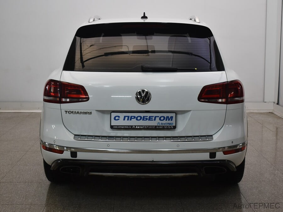 Фото Volkswagen Touareg II Рестайлинг с пробегом | №3