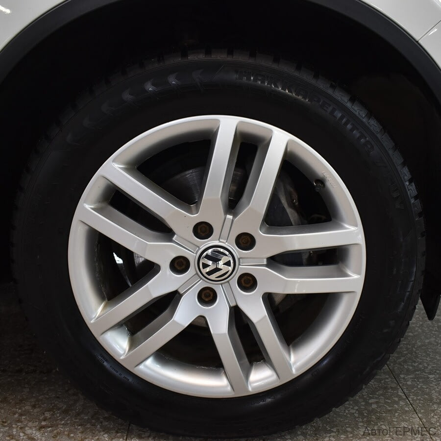 Фото Volkswagen Touareg II Рестайлинг с пробегом | №20