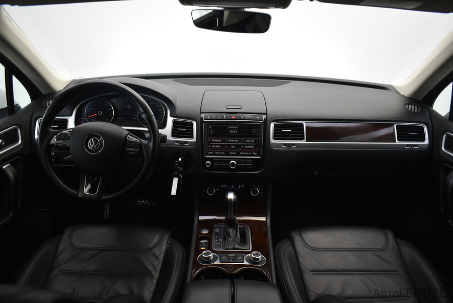 Фото Volkswagen Touareg II Рестайлинг с пробегом | №5