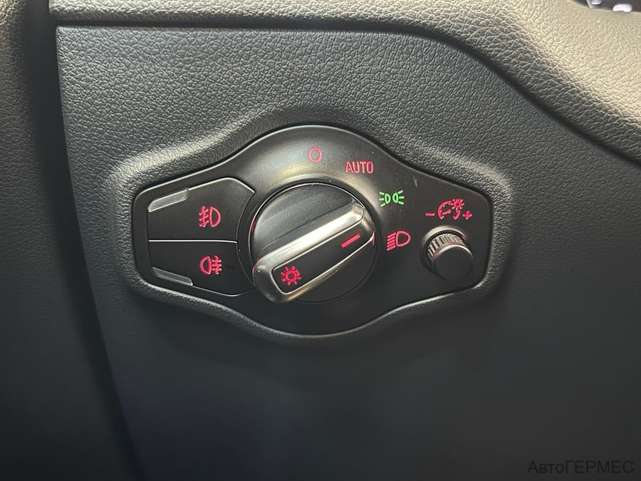 Фото Audi Q5 I (8R) Рестайлинг с пробегом | №10 Фото Audi Q5 I (8R) Рестайлинг с пробегом | №10