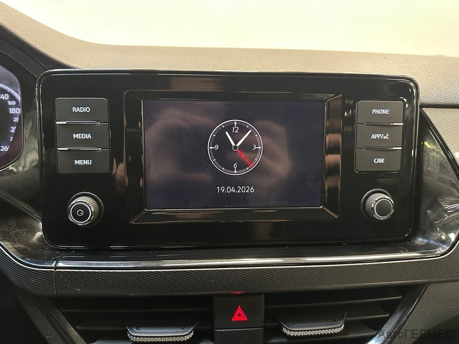 Фото Volkswagen Polo VI с пробегом | №8