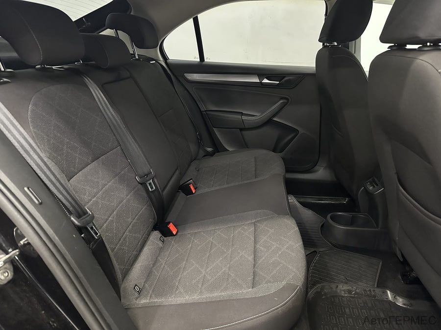 Фото Volkswagen Polo VI с пробегом | №14