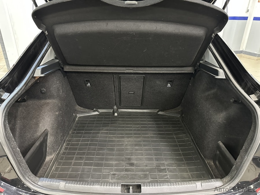 Фото Volkswagen Polo VI с пробегом | №15
