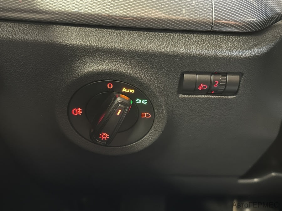 Фото Volkswagen Polo VI с пробегом | №10