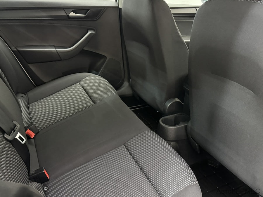 Фото Volkswagen Polo VI с пробегом | №12