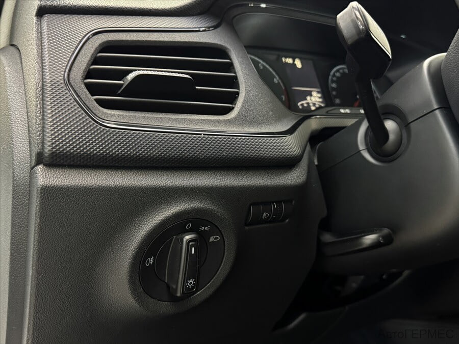 Фото Volkswagen Polo VI с пробегом | №9