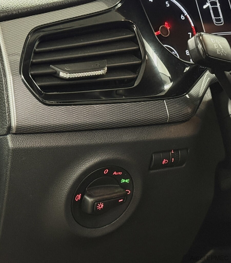 Фото Volkswagen Polo VI с пробегом | №9