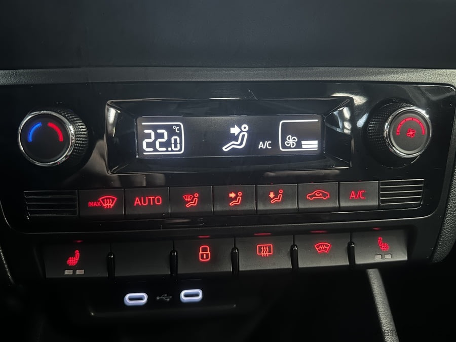 Фото Volkswagen Polo VI с пробегом | №9