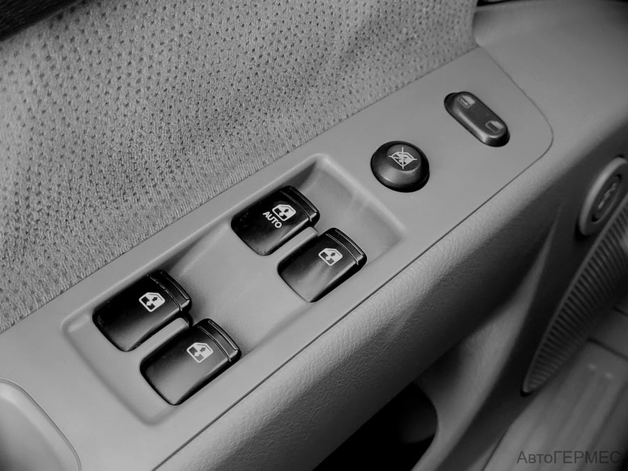 Фото DAEWOO Gentra II с пробегом | №10 Фото DAEWOO Gentra II с пробегом | №10