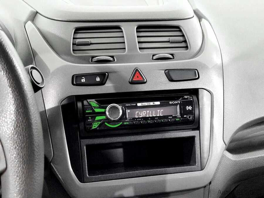 Фото Chevrolet Cobalt II с пробегом | №7