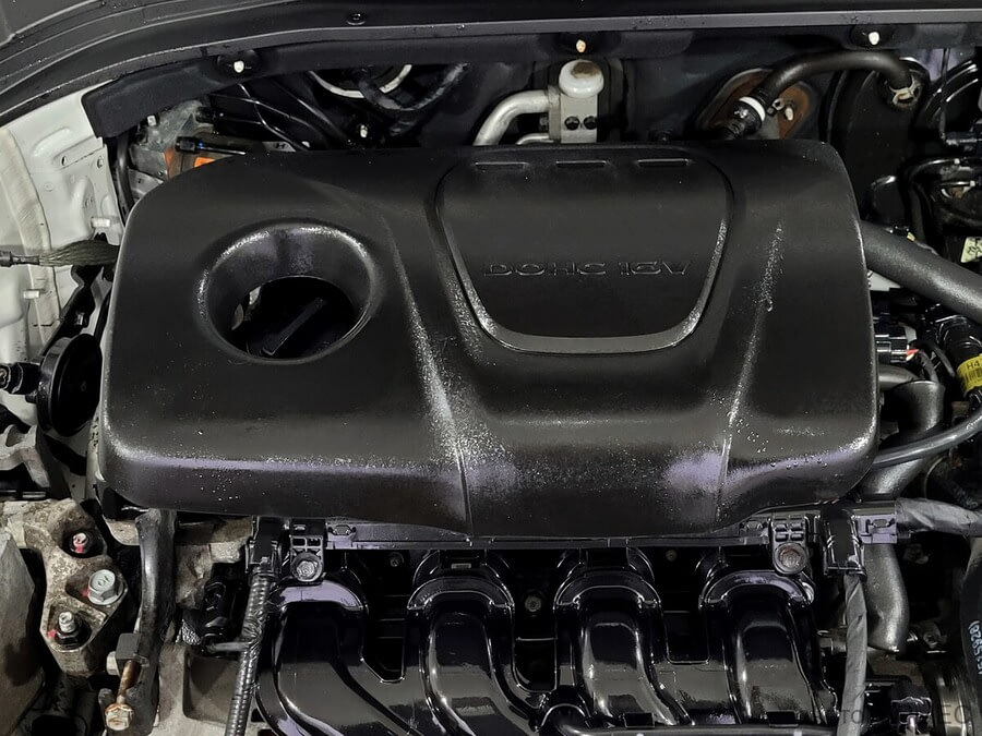Фото HYUNDAI Elantra VI (AD) Рестайлинг с пробегом | №14