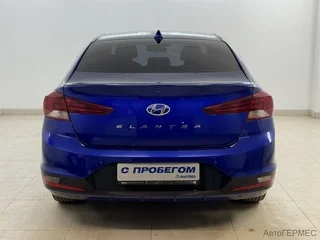 Фото HYUNDAI Elantra VI (AD) Рестайлинг с пробегом