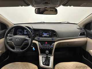 Фото HYUNDAI Elantra VI (AD) с пробегом