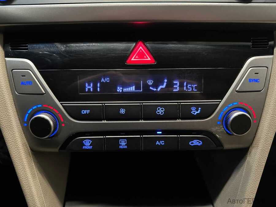 Фото HYUNDAI Elantra VI (AD) с пробегом | №7