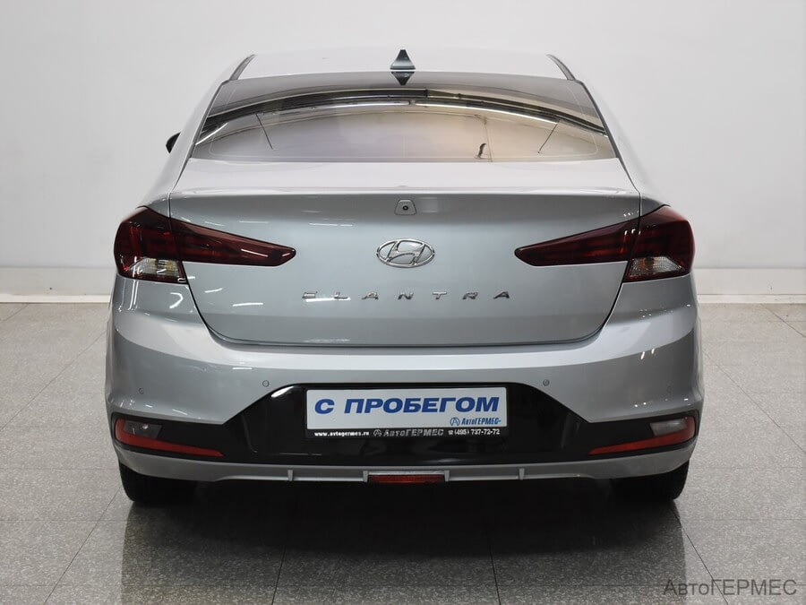 Фото HYUNDAI Elantra VI (AD) Рестайлинг с пробегом | №3