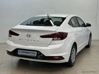 Фото HYUNDAI Elantra VI (AD) Рестайлинг с пробегом