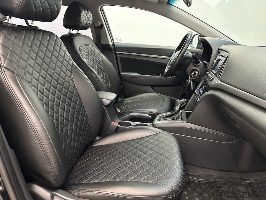 Фото HYUNDAI Elantra VI (AD) с пробегом | №15