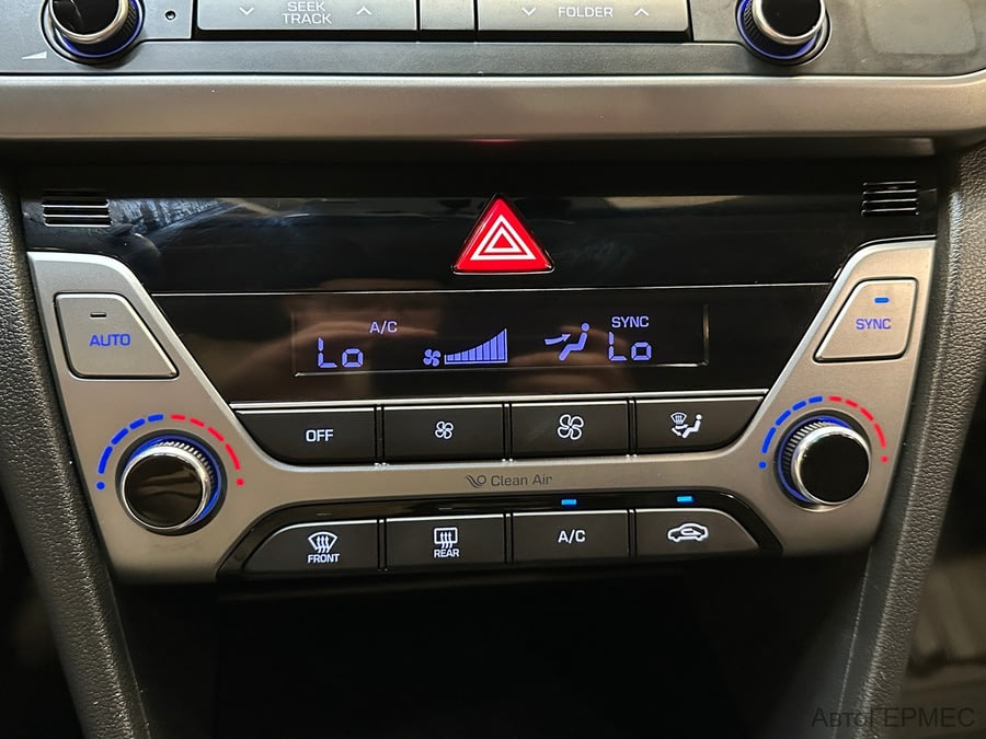 Фото HYUNDAI Elantra VI (AD) с пробегом | №7