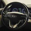 Фото HYUNDAI Elantra VI (AD) Рестайлинг с пробегом | №9