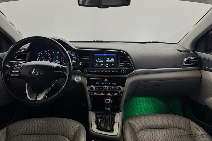 Фото HYUNDAI Elantra VI (AD) Рестайлинг с пробегом | №5