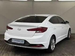 Фото HYUNDAI Elantra VI (AD) Рестайлинг с пробегом