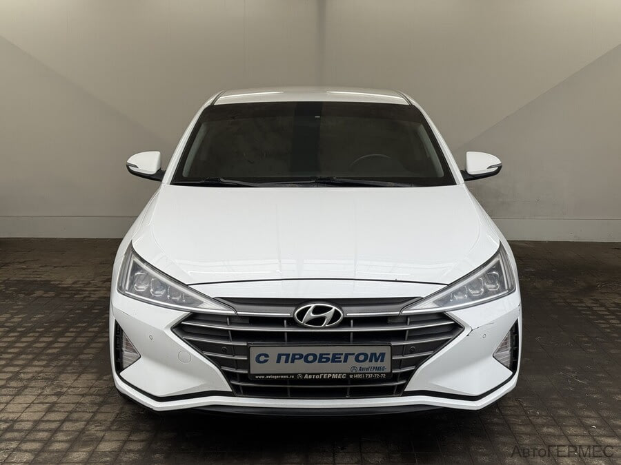Фото HYUNDAI Elantra VI (AD) Рестайлинг с пробегом | №2