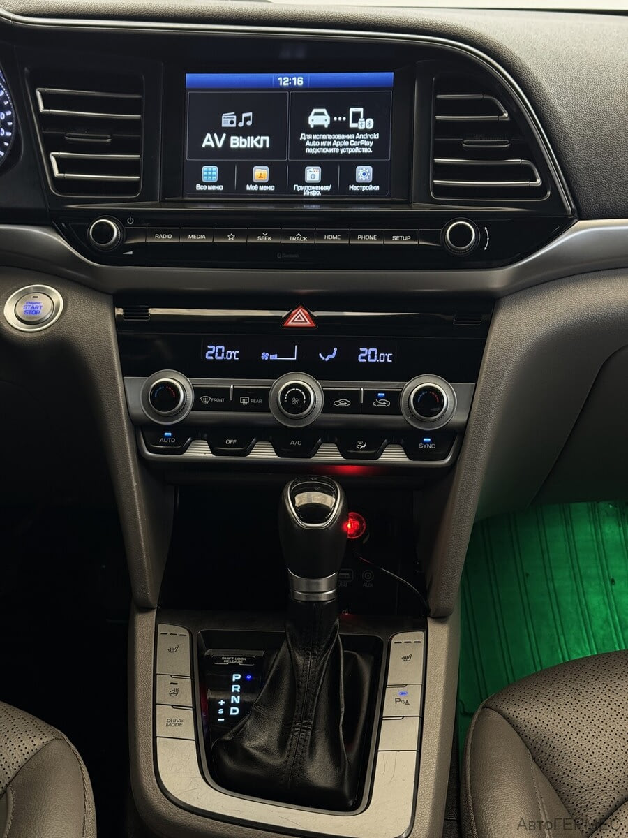 Фото HYUNDAI Elantra VI (AD) Рестайлинг с пробегом | №8