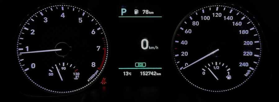 Фото HYUNDAI Elantra VI (AD) Рестайлинг с пробегом | №6