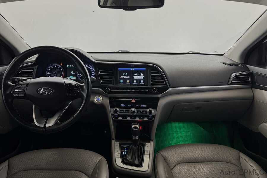 Фото HYUNDAI Elantra VI (AD) Рестайлинг с пробегом | №5